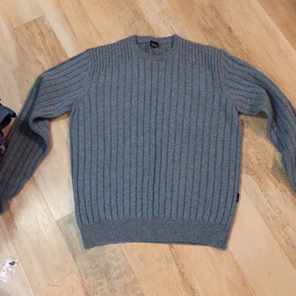 Men’s Hugo boss sweater, made in Italy